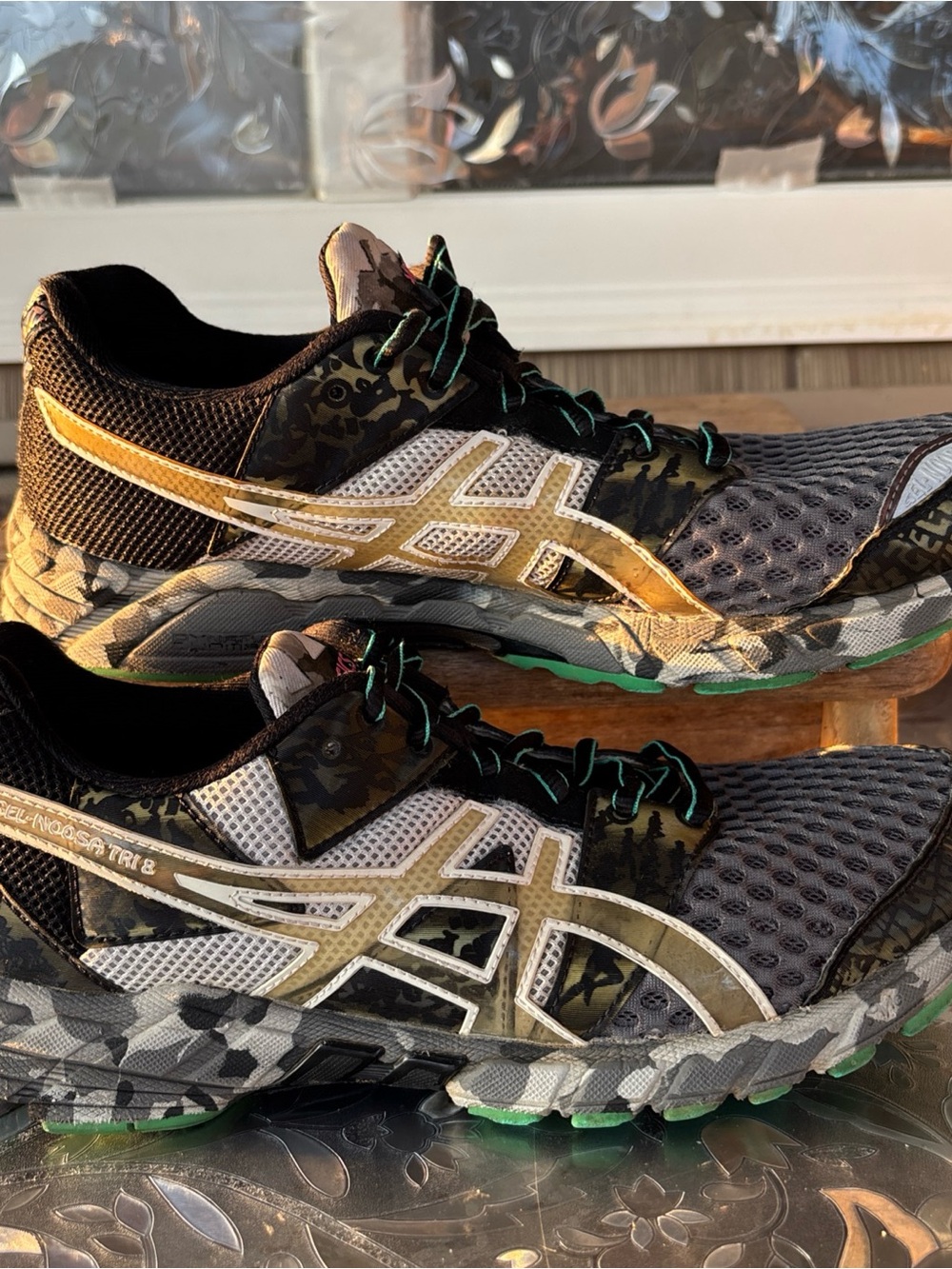 ASICS Black, Gold & Gray Athletic Running Shoes Womens 10.5 W